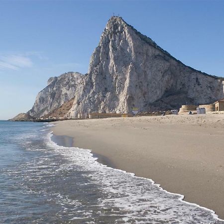 Beach, City & Gibraltar La Línea de la Concepción Exteriér fotografie